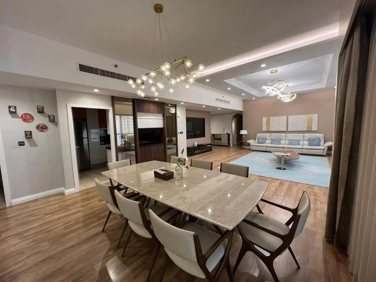 Appartement Luxurious Jbr Beach Facing 4Bhk Dubaï